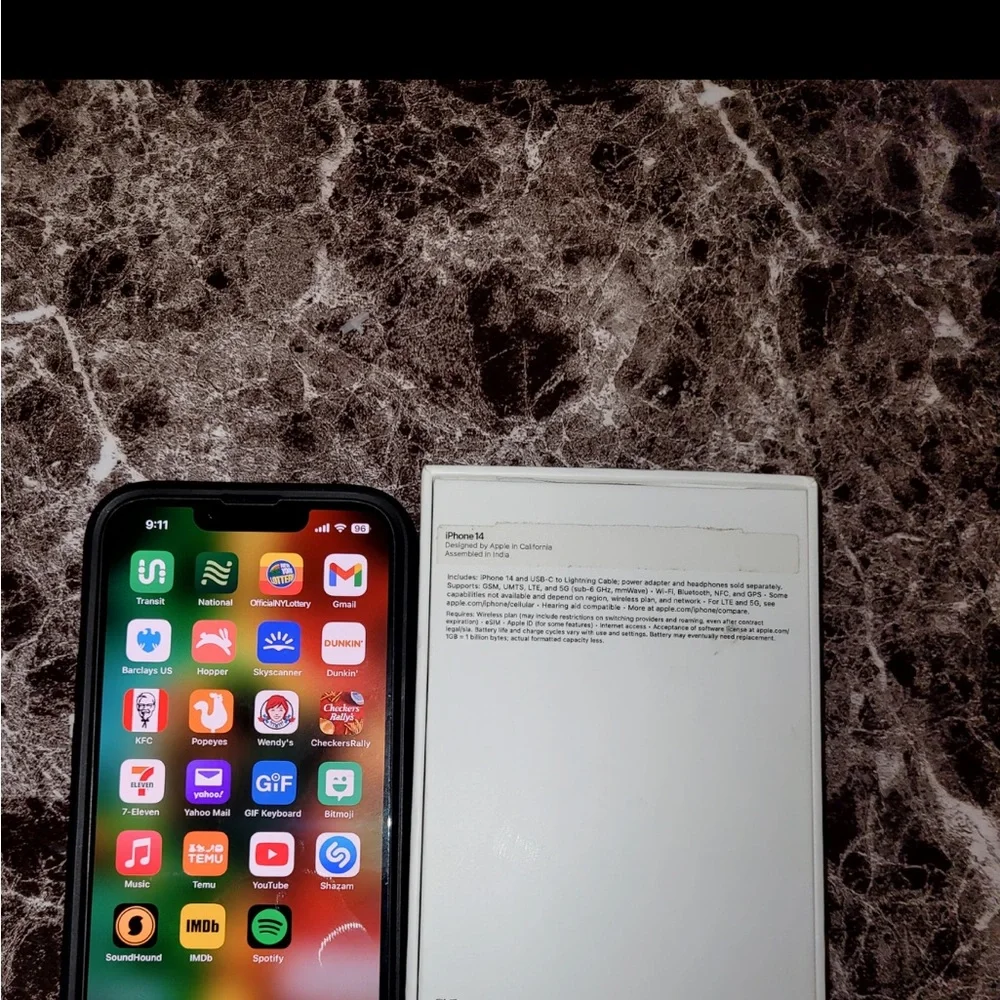 Apple iPhone 14 bundle